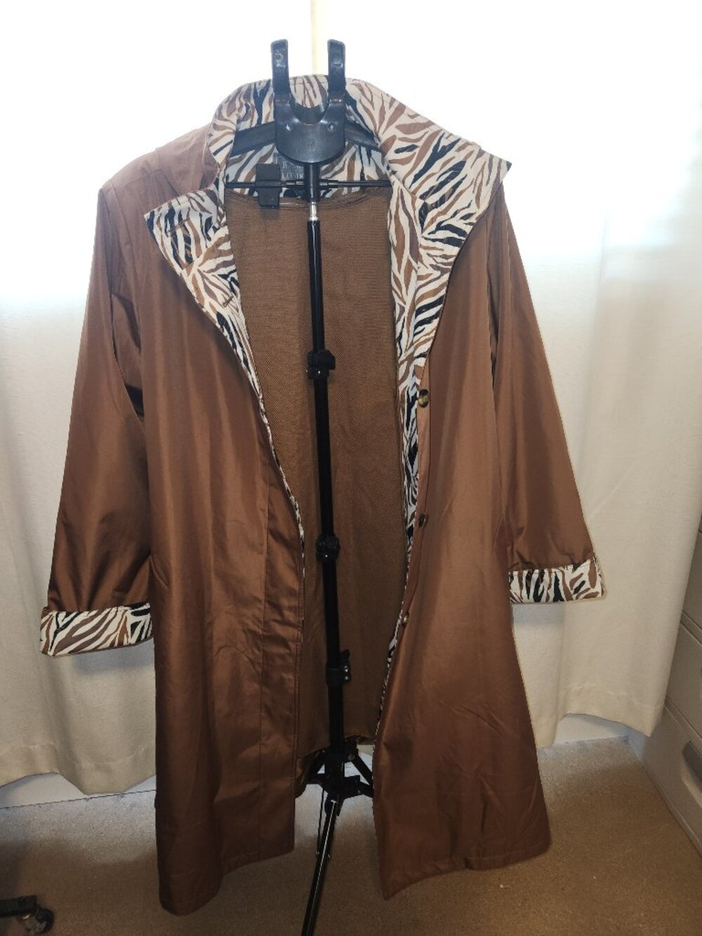 Jessica London reversible hooded raincoat/trench coat in a beautiful rich brown